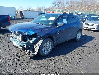 2022 Chevrolet Blazer, VIN 3GNKBJRS1NS145083. Фото 2 из 6 с аукциона IAAI. Каталог авто из США OpenDataCar.