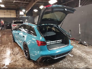 2021 Audi RS6 Avant, VIN WUA1CBF22MN901317. Фото 3 из 6 с аукциона IAAI. Каталог авто из США OpenDataCar.