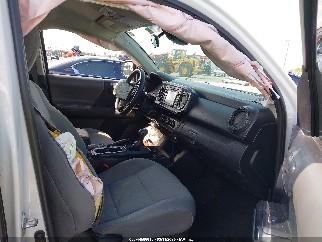 2018 Toyota Tacoma, VIN 5TFAX5GNXJX121643. Zdjęcie 5 z 6 z aukcji IAAI. Katalog aut z USA OpenDataCar.