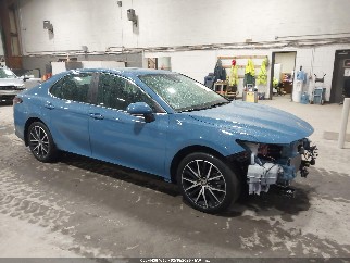 2024 Toyota Camry Hybrid, VIN 4T1G31AK3RU075689. Фото 1 з 6 з аукціону IAAI. Каталог авто зі США OpenDataCar.