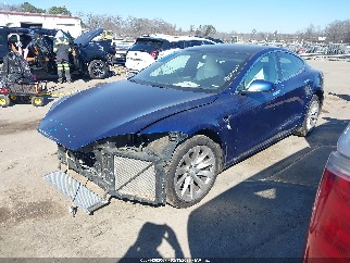 2018 Tesla Model S, VIN 5YJSA1E29JF295088. Фото 2 из 6 с аукциона IAAI. Каталог авто из США OpenDataCar.