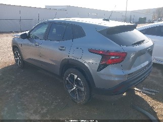 2025 Chevrolet Trax, VIN KL77LGEP2SC017188. Фото 3 з 6 з аукціону IAAI. Каталог авто зі США OpenDataCar.