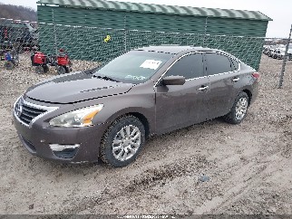 2013 Nissan Altima, VIN 1N4AL3AP8DC289521. Фото 2 з 6 з аукціону IAAI. Каталог авто зі США OpenDataCar.