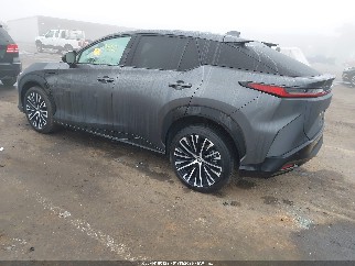 2023 Lexus RZ 450e, VIN JTJAAAAB8PA010977. Фото 3 з 6 з аукціону IAAI. Каталог авто зі США OpenDataCar.