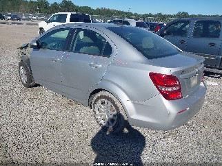 2017 Chevrolet Sonic, VIN 1G1JB5SH4H4136773. Фото 3 з 6 з аукціону IAAI. Каталог авто зі США OpenDataCar.