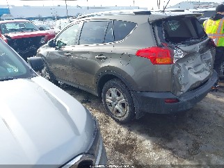 2015 Toyota RAV4, VIN JTMBFREVXFD149971. Фото 3 з 6 з аукціону IAAI. Каталог авто зі США OpenDataCar.