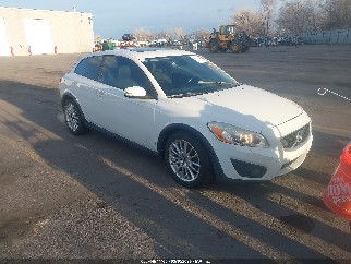2011 Volvo C30, VIN YV1672MK3B2198393. Фото 1 из 6 с аукциона IAAI. Каталог авто из США OpenDataCar.