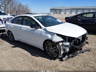 2023 Kia Forte, VIN 3KPF54AD2PE680442. Фото 1 з 6 з аукціону IAAI. Каталог авто зі США OpenDataCar.