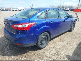 2012 Ford Focus, VIN 1FAHP3F20CL464813. Фото 4 з 6 з аукціону IAAI. Каталог авто зі США OpenDataCar.
