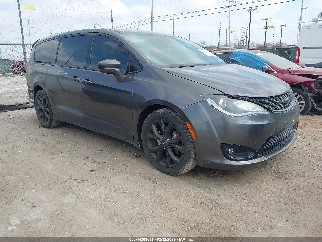 2018 Chrysler Pacifica, VIN 2C4RC1FGXJR357931. Фото 1 з 6 з аукціону IAAI. Каталог авто зі США OpenDataCar.