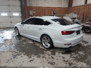 2019 Audi A5, VIN WAUBNCF55KA019944. Фото 3 з 6 з аукціону IAAI. Каталог авто зі США OpenDataCar.