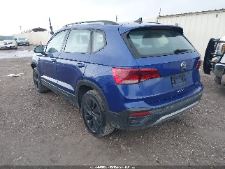 2024 Volkswagen Taos, VIN 3VV5X7B28RM105180. Фото 3 з 6 з аукціону IAAI. Каталог авто зі США OpenDataCar.