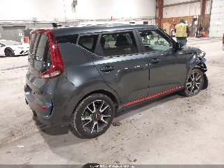 2020 Kia Soul, VIN KNDJ53AF0L7056154. Zdjęcie 4 z 6 z aukcji IAAI. Katalog aut z USA OpenDataCar.