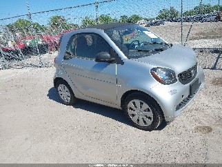 2018 Smart Fortwo, VIN WMEFJ9BAXJK322654. Фото 1 з 6 з аукціону IAAI. Каталог авто зі США OpenDataCar.