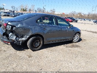 2017 Volkswagen Jetta, VIN 3VW2B7AJ9HM248403. Фото 4 з 6 з аукціону IAAI. Каталог авто зі США OpenDataCar.