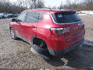 2024 Jeep Compass, VIN 3C4NJDBN9RT147128. Фото 3 з 6 з аукціону IAAI. Каталог авто зі США OpenDataCar.