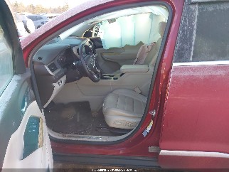 2017 Gmc Acadia, VIN 1GKKNXLS1HZ204950. Фото 5 з 6 з аукціону IAAI. Каталог авто зі США OpenDataCar.