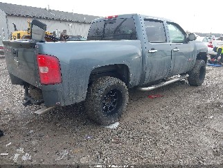 2007 Chevrolet Silverado 1500, VIN 2GCFK13Y371551923. Zdjęcie 4 z 6 z aukcji IAAI. Katalog aut z USA OpenDataCar.