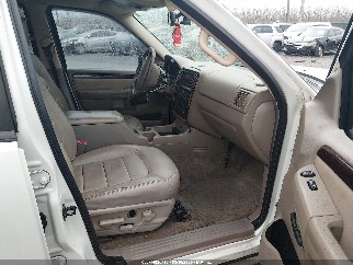 2003 Ford Explorer, VIN 1FMZU85W93ZA46445. Фото 5 из 6 с аукциона IAAI. Каталог авто из США OpenDataCar.