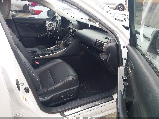 2017 Lexus IS 200t, VIN JTHBA1D27H5050706. Zdjęcie 5 z 6 z aukcji IAAI. Katalog aut z USA OpenDataCar.
