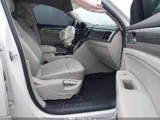 2019 Volkswagen Atlas, VIN 1V2WR2CA7KC520521. Фото 5 з 6 з аукціону IAAI. Каталог авто зі США OpenDataCar.