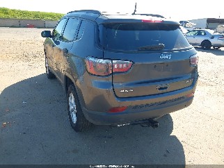 2018 Jeep Compass, VIN 3C4NJDAB9JT373326. Фото 3 з 6 з аукціону IAAI. Каталог авто зі США OpenDataCar.