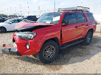 2020 Toyota 4Runner, VIN JTEBU5JR7L5771937. Zdjęcie 2 z 6 z aukcji IAAI. Katalog aut z USA OpenDataCar.