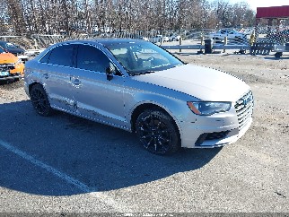 2015 Audi A3, VIN WAUEFGFF7F1019380. Фото 1 из 6 с аукциона IAAI. Каталог авто из США OpenDataCar.