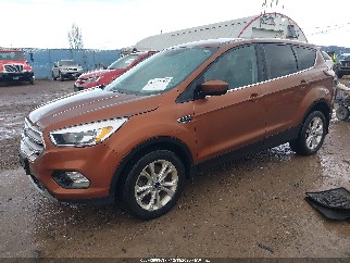 2017 Ford Escape, VIN 1FMCU9GD4HUC51974. Фото 2 з 6 з аукціону IAAI. Каталог авто зі США OpenDataCar.