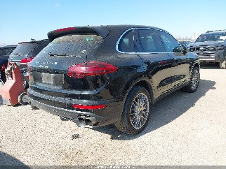 2016 Porsche Cayenne, VIN WP1AE2A21GLA61026. Фото 4 з 6 з аукціону IAAI. Каталог авто зі США OpenDataCar.