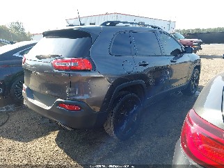 2018 Jeep Cherokee, VIN 1C4PJMCX5JD541678. Фото 4 з 6 з аукціону IAAI. Каталог авто зі США OpenDataCar.