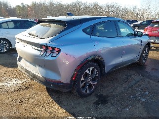 2022 Ford Mustang Mach-E, VIN 3FMTK3R74NMA25489. Фото 4 з 6 з аукціону IAAI. Каталог авто зі США OpenDataCar.