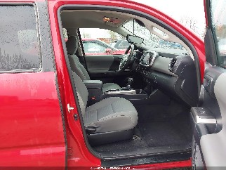 2020 Toyota Tacoma, VIN 3TMCZ5AN6LM368002. Фото 5 з 6 з аукціону IAAI. Каталог авто зі США OpenDataCar.