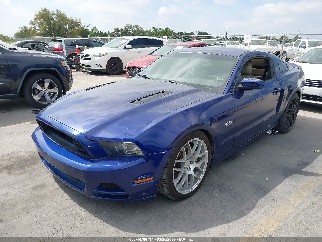 2013 Ford Mustang, VIN 1ZVBP8CF1D5241168. Zdjęcie 2 z 6 z aukcji IAAI. Katalog aut z USA OpenDataCar.