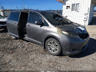 2012 Toyota Sienna, VIN 5TDYK3DC8CS257363. Фото 1 з 6 з аукціону IAAI. Каталог авто зі США OpenDataCar.