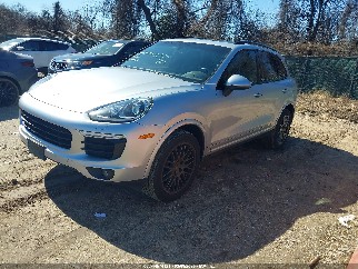 2017 Porsche Cayenne, VIN WP1AA2A23HKA84228. Фото 2 з 6 з аукціону IAAI. Каталог авто зі США OpenDataCar.