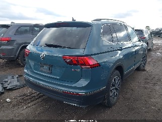 2020 Volkswagen Tiguan, VIN 3VV2B7AX8LM103631. Фото 4 з 6 з аукціону IAAI. Каталог авто зі США OpenDataCar.