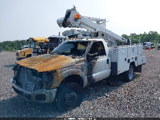 2016 Ford F-450, VIN 1FDUF4GT7GED32954. Фото 2 з 6 з аукціону IAAI. Каталог авто зі США OpenDataCar.