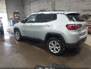 2024 Jeep Compass, VIN 3C4NJDBN8RT113889. Фото 3 з 6 з аукціону IAAI. Каталог авто зі США OpenDataCar.