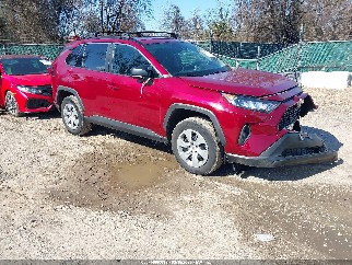 2021 Toyota RAV4, VIN 2T3F1RFV9MW211620. Фото 1 з 6 з аукціону IAAI. Каталог авто зі США OpenDataCar.