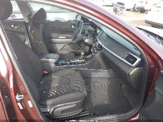 2019 Kia Optima, VIN 5XXGT4L38KG283753. Фото 5 з 6 з аукціону IAAI. Каталог авто зі США OpenDataCar.