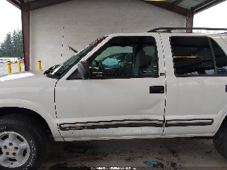 2001 Chevrolet Blazer, VIN 1GNDT13W812206341. Фото 6 из 6 с аукциона IAAI. Каталог авто из США OpenDataCar.