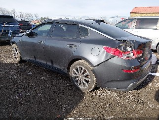 2019 Kia Optima, VIN 5XXGT4L31KG299938. Фото 3 из 6 с аукциона IAAI. Каталог авто из США OpenDataCar.