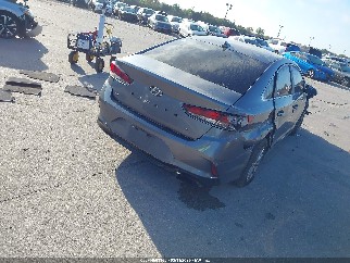 2018 Hyundai Sonata, VIN 5NPE24AF4JH644986. Фото 4 из 6 с аукциона IAAI. Каталог авто из США OpenDataCar.