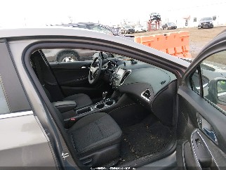 2017 Chevrolet Cruze, VIN 1G1BE5SM2H7166748. Zdjęcie 5 z 6 z aukcji IAAI. Katalog aut z USA OpenDataCar.