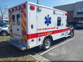 2013 Ford F-450, VIN 1FDUF4GT5DEB53954. Zdjęcie 4 z 6 z aukcji IAAI. Katalog aut z USA OpenDataCar.