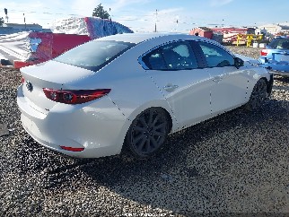 2024 Mazda 3, VIN 3MZBPABM8RM425340. Фото 4 з 6 з аукціону IAAI. Каталог авто зі США OpenDataCar.