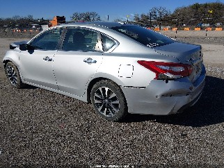 2017 Nissan Altima, VIN 1N4AL3AP5HC180844. Фото 3 з 6 з аукціону IAAI. Каталог авто зі США OpenDataCar.