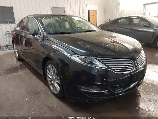 2015 Lincoln MKZ, VIN 3LN6L2LU4FR623573. Фото 1 из 6 с аукциона IAAI. Каталог авто из США OpenDataCar.