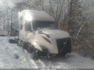 2020 Volvo VNL, VIN 4V4NC9EH1LN244705. Zdjęcie 1 z 6 z aukcji IAAI. Katalog aut z USA OpenDataCar.